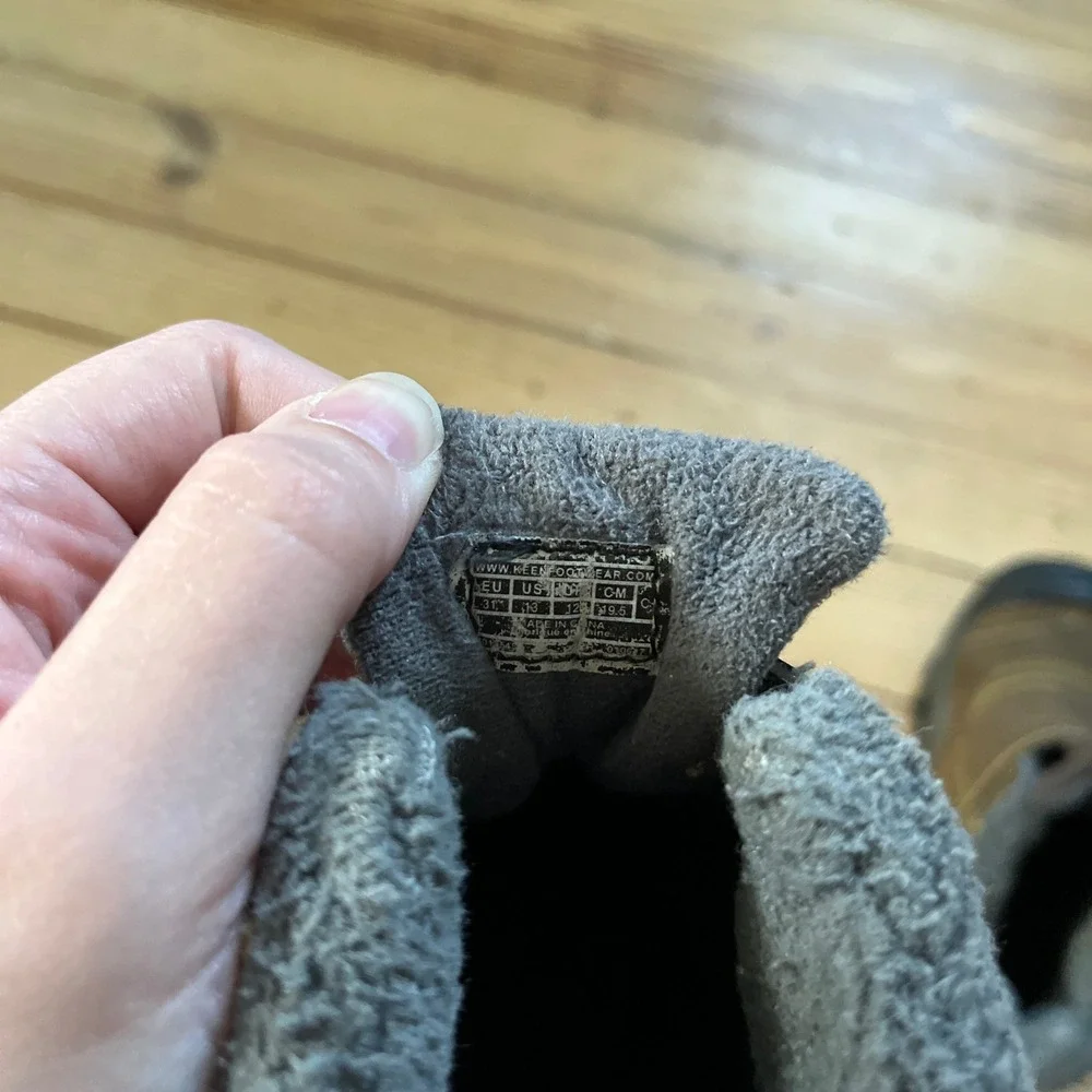 Keen Winter Boots Kids Size 13 Brown Waterproof Faux Fur Lined Insulated Rugged
